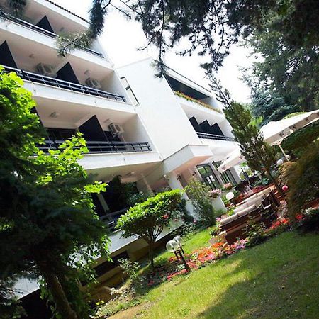 Hotel Pela Ohrid Esterno foto